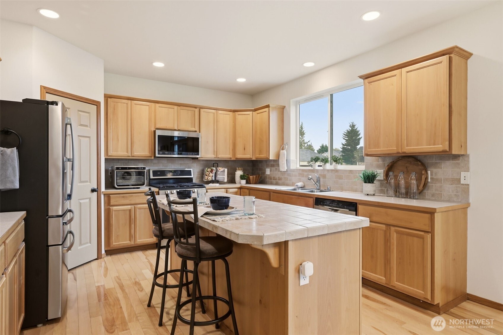 20101 11th Avenue W, Lynnwood, WA 98036