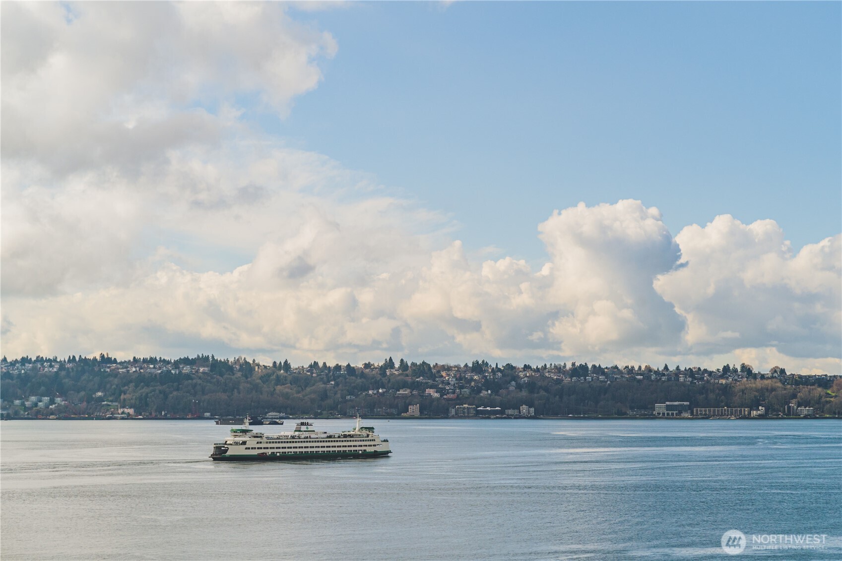 617 W Mercer Place #401, Seattle, WA 98119