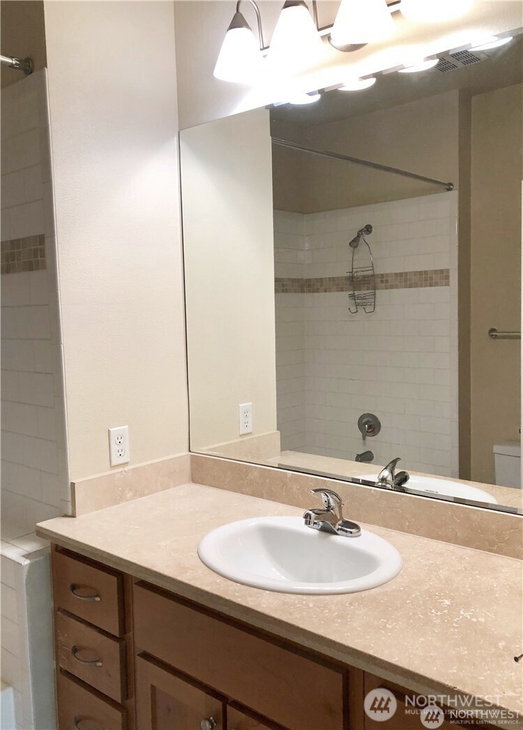 4321 Issaquah-Pine Lake Road SE #408, Sammamish, WA 98075