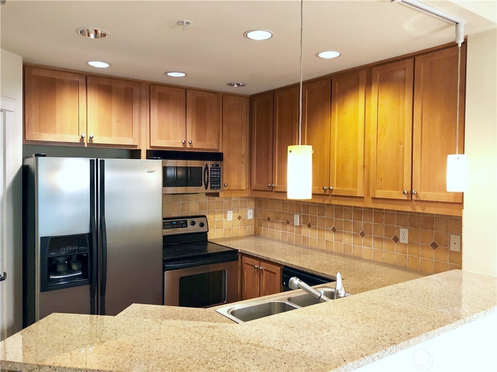 4321 Issaquah-Pine Lake Road SE #408, Sammamish, WA 98075