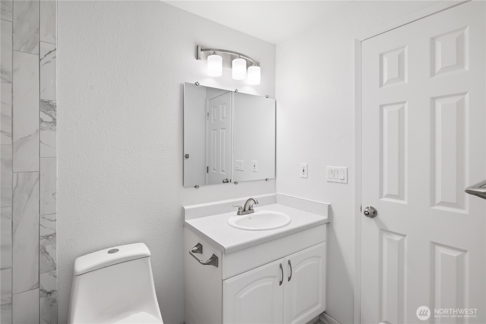1721 SW 318th Place #48D, Federal Way, WA 98023