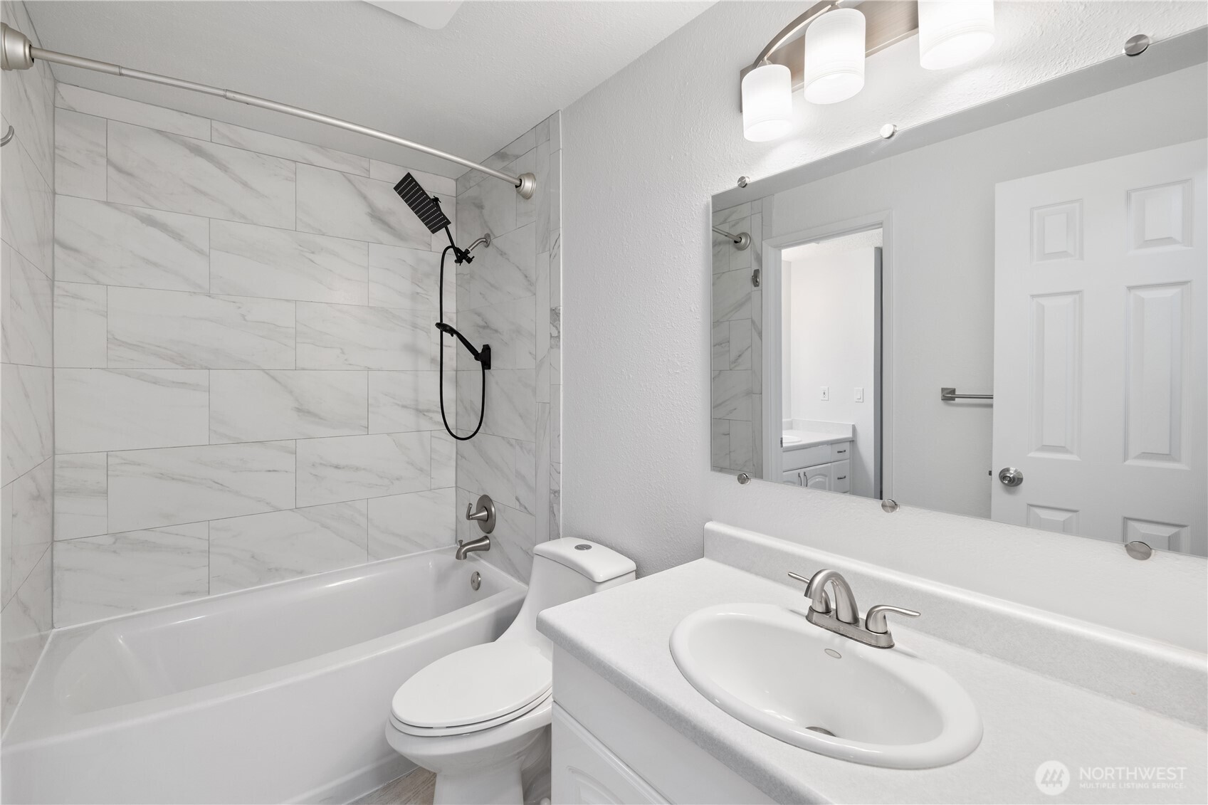 1721 SW 318th Place #48D, Federal Way, WA 98023