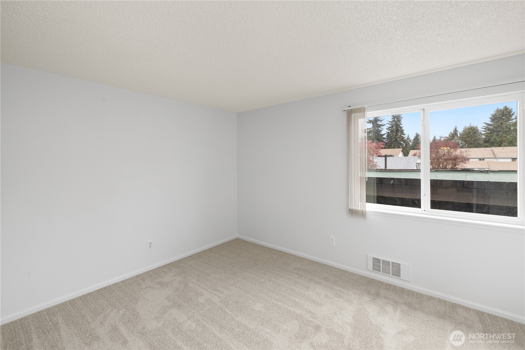 1721 SW 318th Place #48D, Federal Way, WA 98023