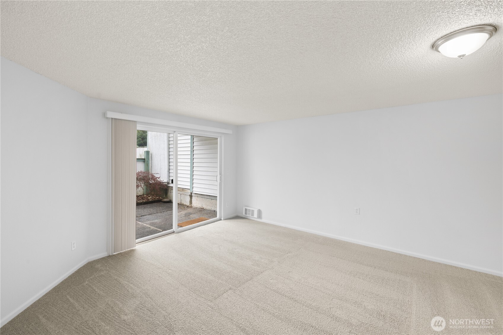 1721 SW 318th Place #48D, Federal Way, WA 98023