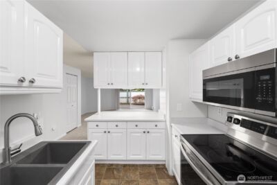 1721 SW 318th Place #48D, Federal Way, WA 98023 - Photo 10