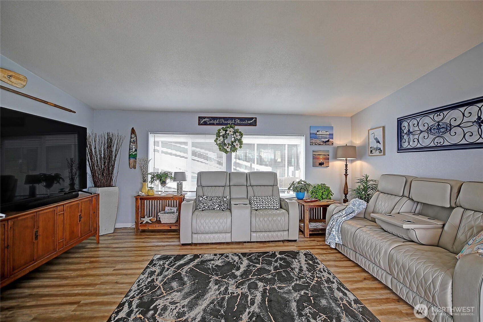 597 Waterline Loop , Camano Island, WA 98282