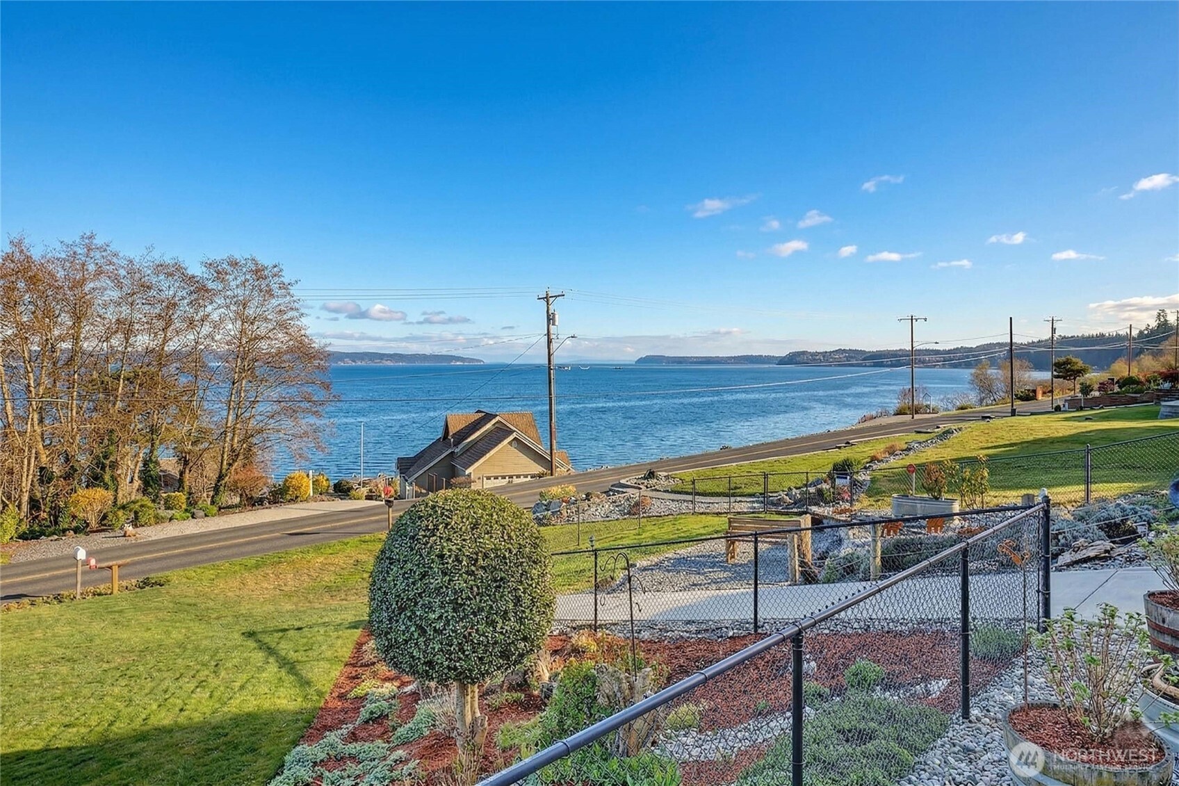 597 Waterline Loop , Camano Island, WA 98282
