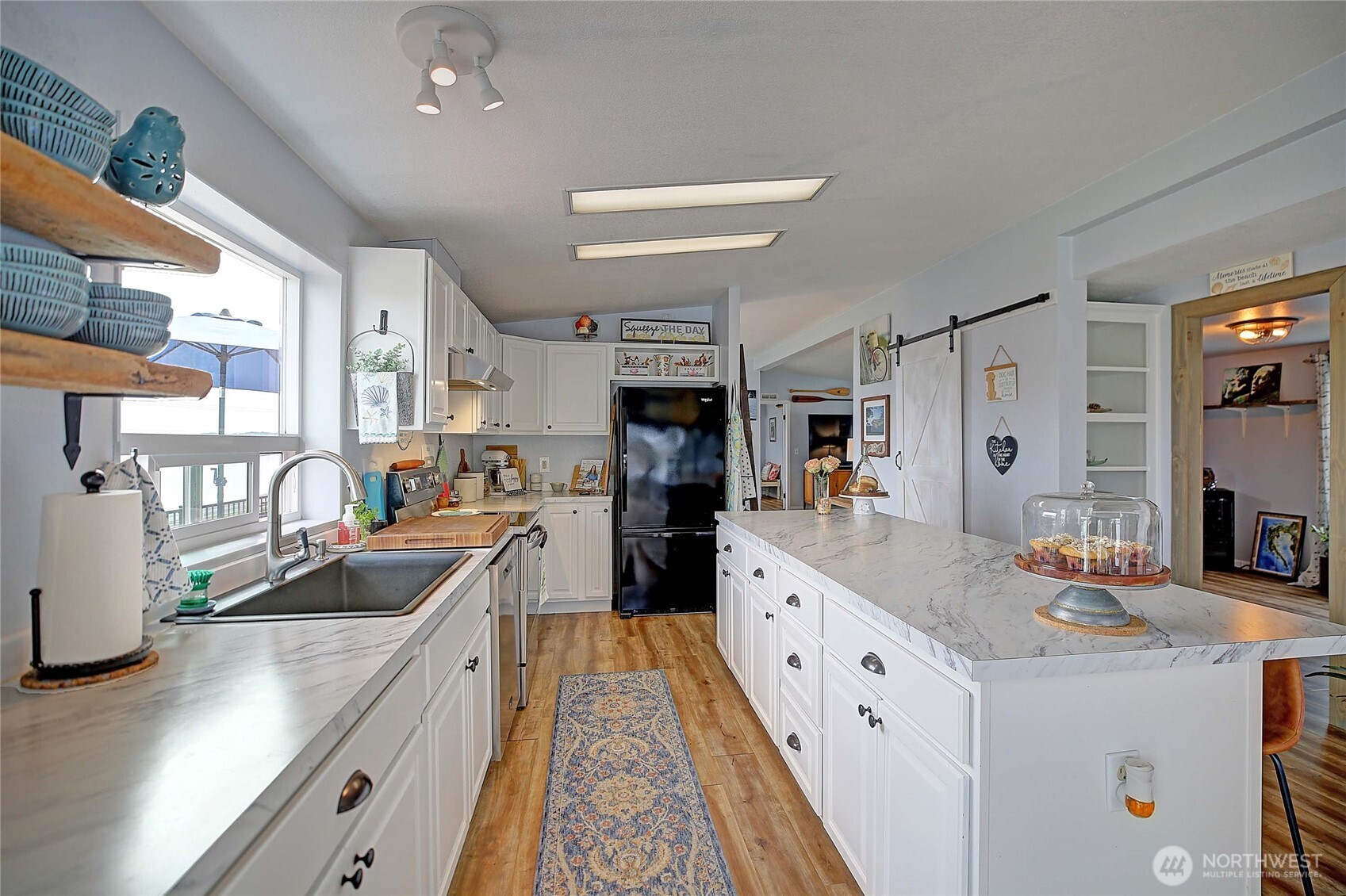 597 Waterline Loop , Camano Island, WA 98282
