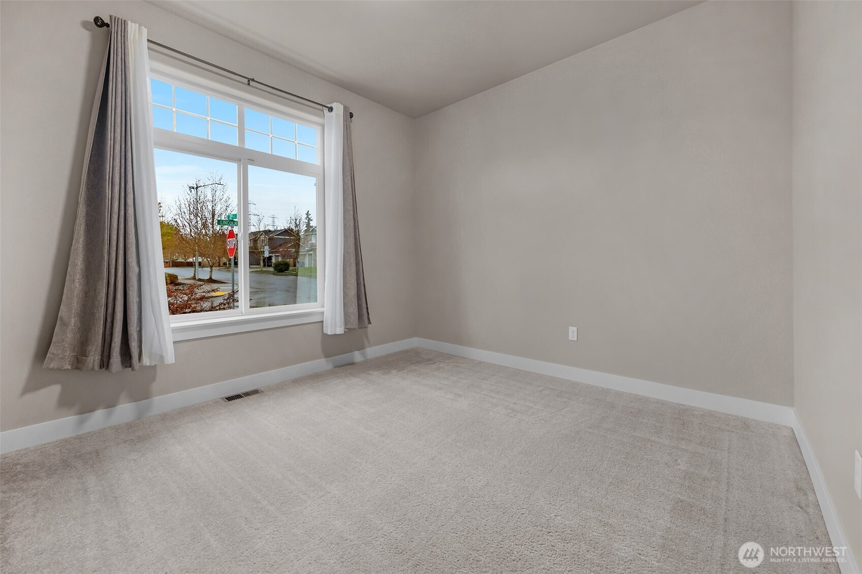 2210 Lincoln Place , Snohomish, WA 98290