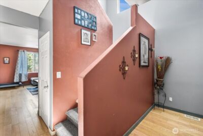 17817 36th Avenue E, Tacoma, WA 98446 - Photo 3