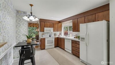 2618 168th Place NE, Bellevue, WA 98008 - Photo 12