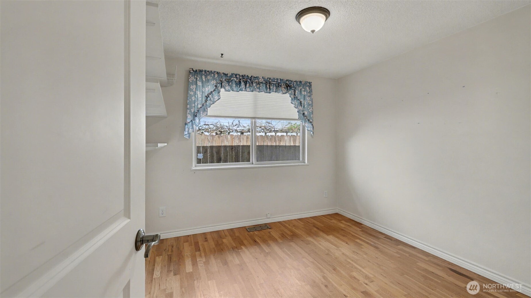 2618 168th Place NE, Bellevue, WA 98008