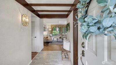 2618 168th Place NE, Bellevue, WA 98008 - Photo 2