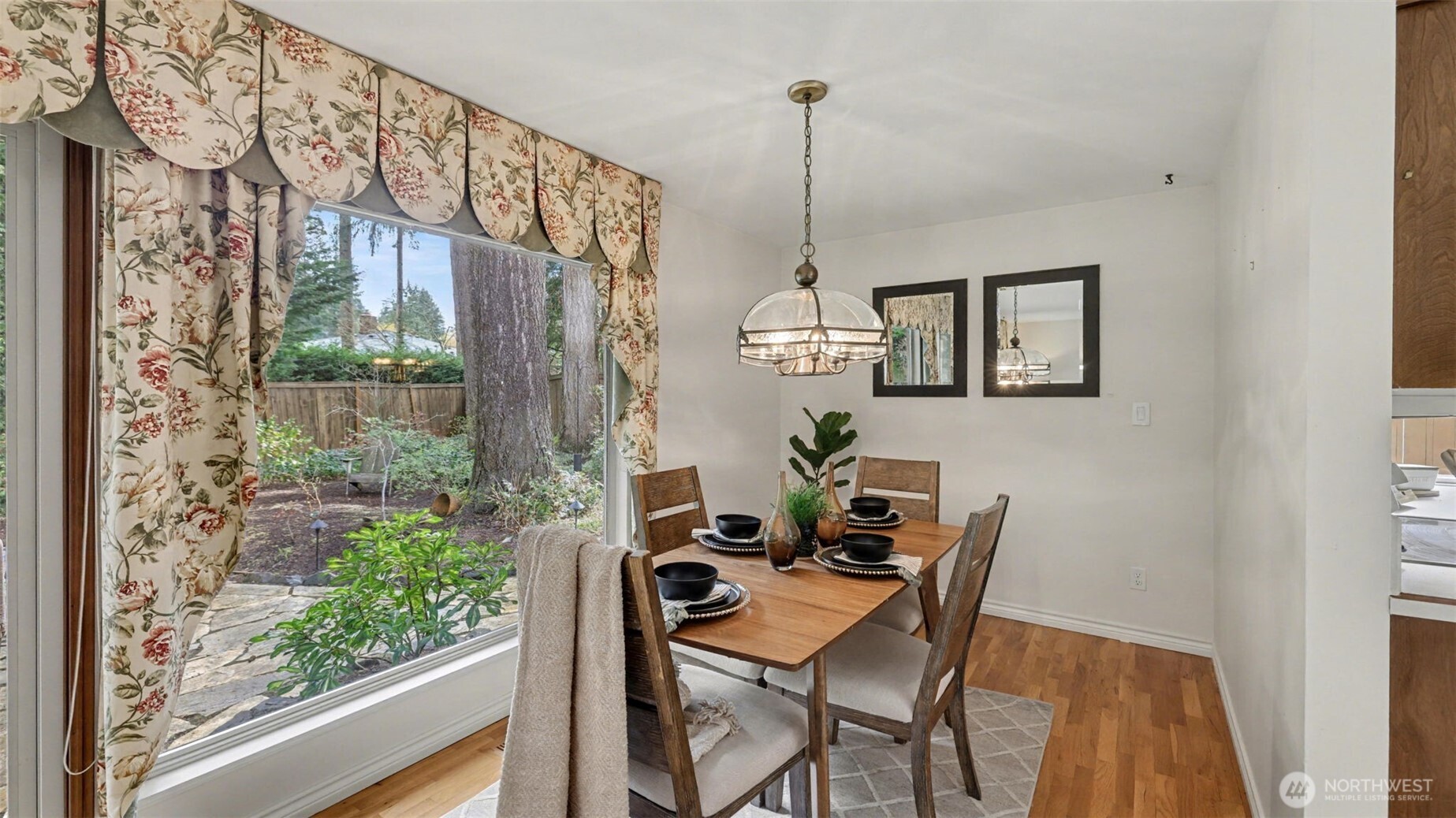 2618 168th Place NE, Bellevue, WA 98008