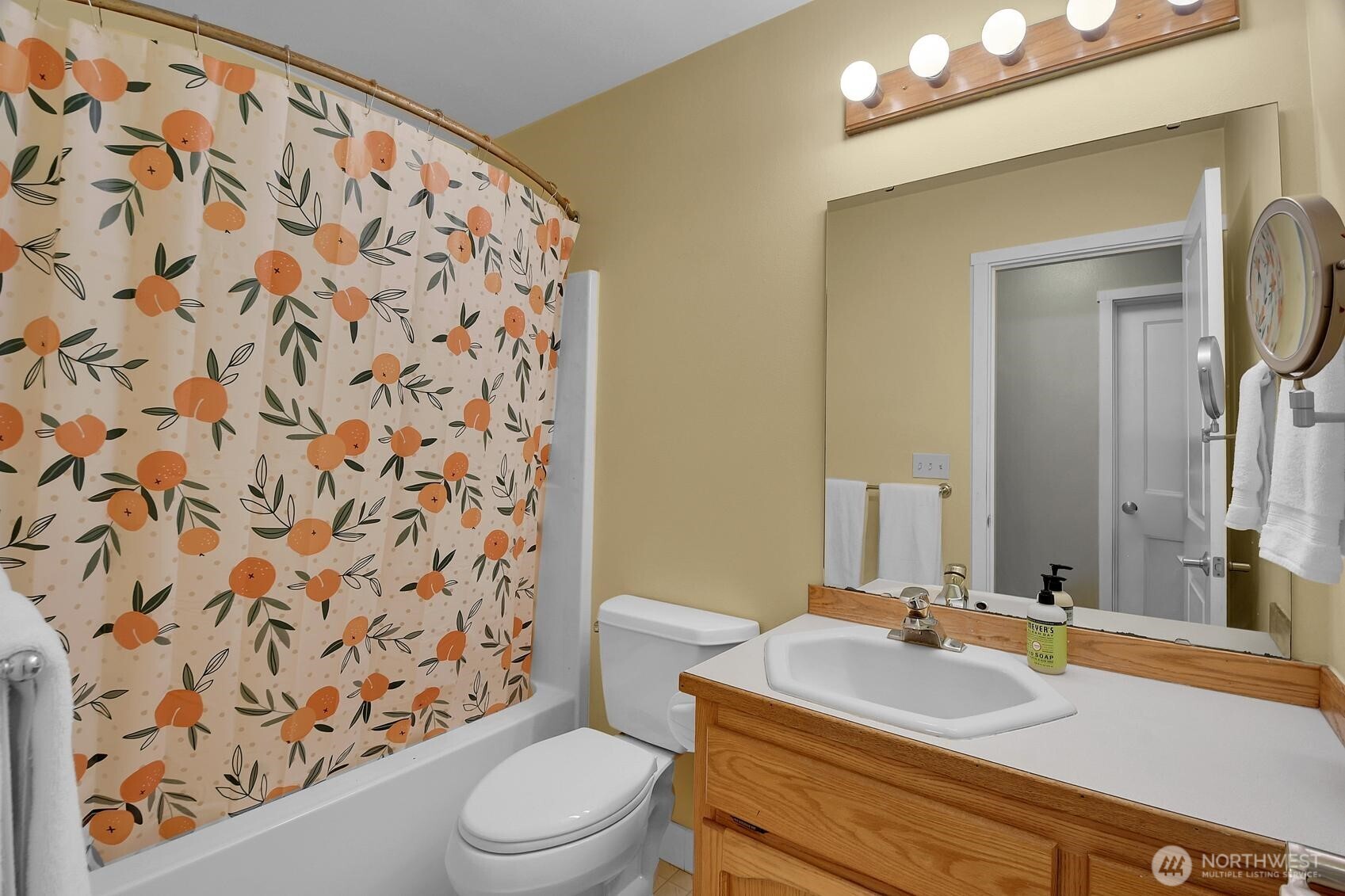 8240 Cedarhome Drive , Stanwood, WA 98292