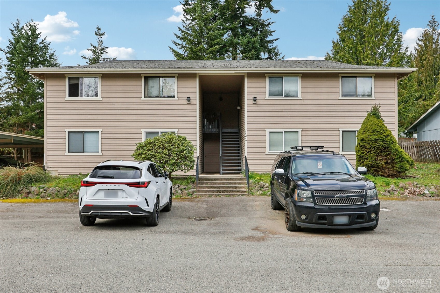 11214 126th Avenue Ct E, Puyallup, WA 98374-2332