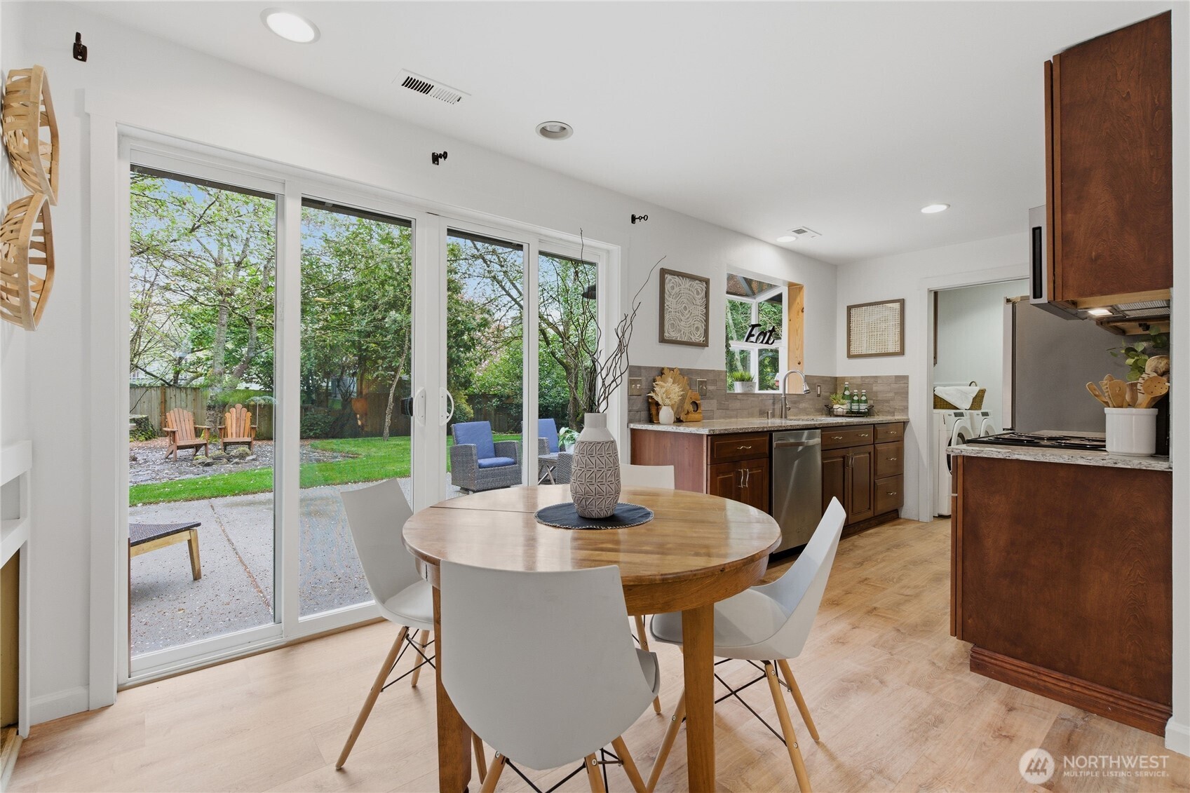 22421 18th Avenue SE, Bothell, WA 98021