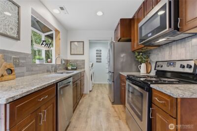 22421 18th Avenue SE, Bothell, WA 98021 - Photo 13