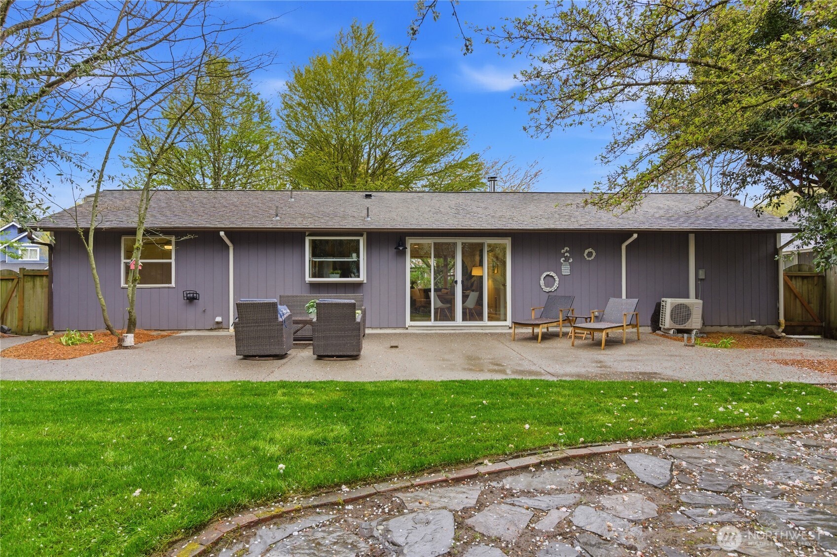 22421 18th Avenue SE, Bothell, WA 98021