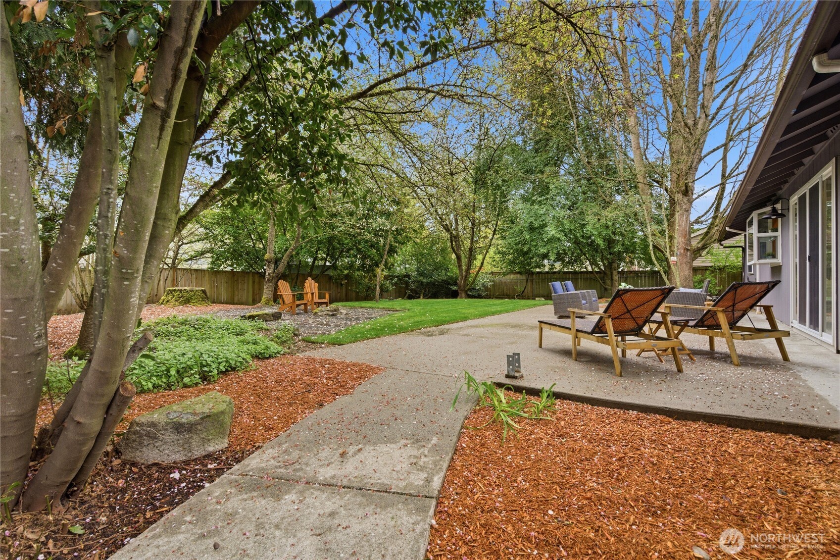 22421 18th Avenue SE, Bothell, WA 98021