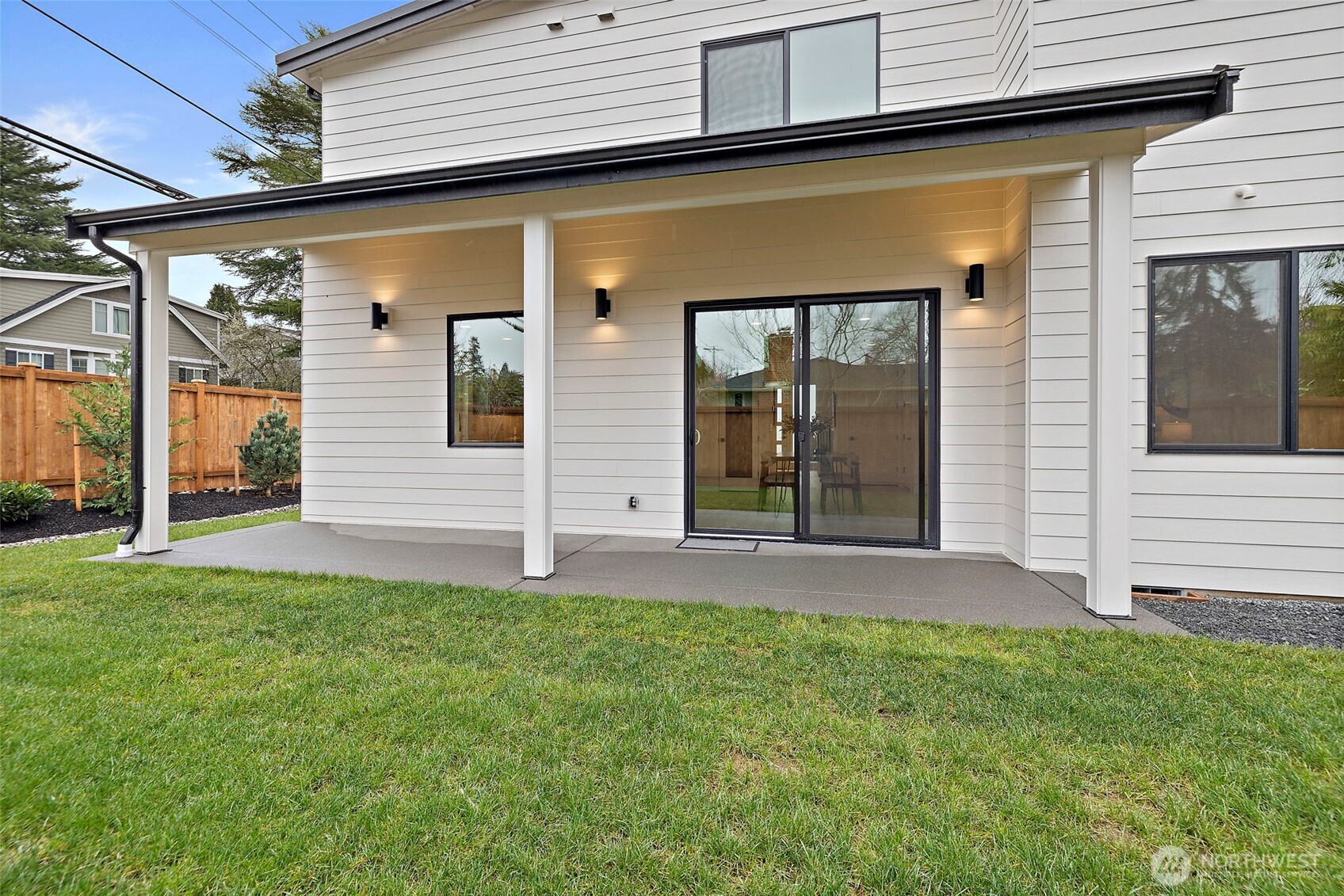 23708 84th Avenue W, Edmonds, WA 98026