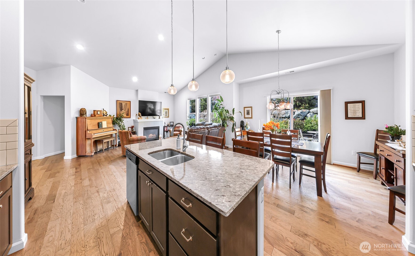 12772 Frazier Heights Loop , Burlington, WA 98233