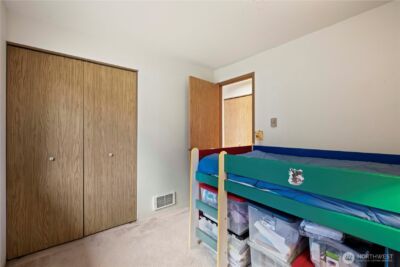 22456 NE 18th Street , Sammamish, WA 98074 - Photo 12