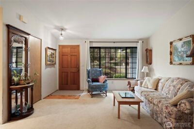 22456 NE 18th Street , Sammamish, WA 98074 - Photo 2