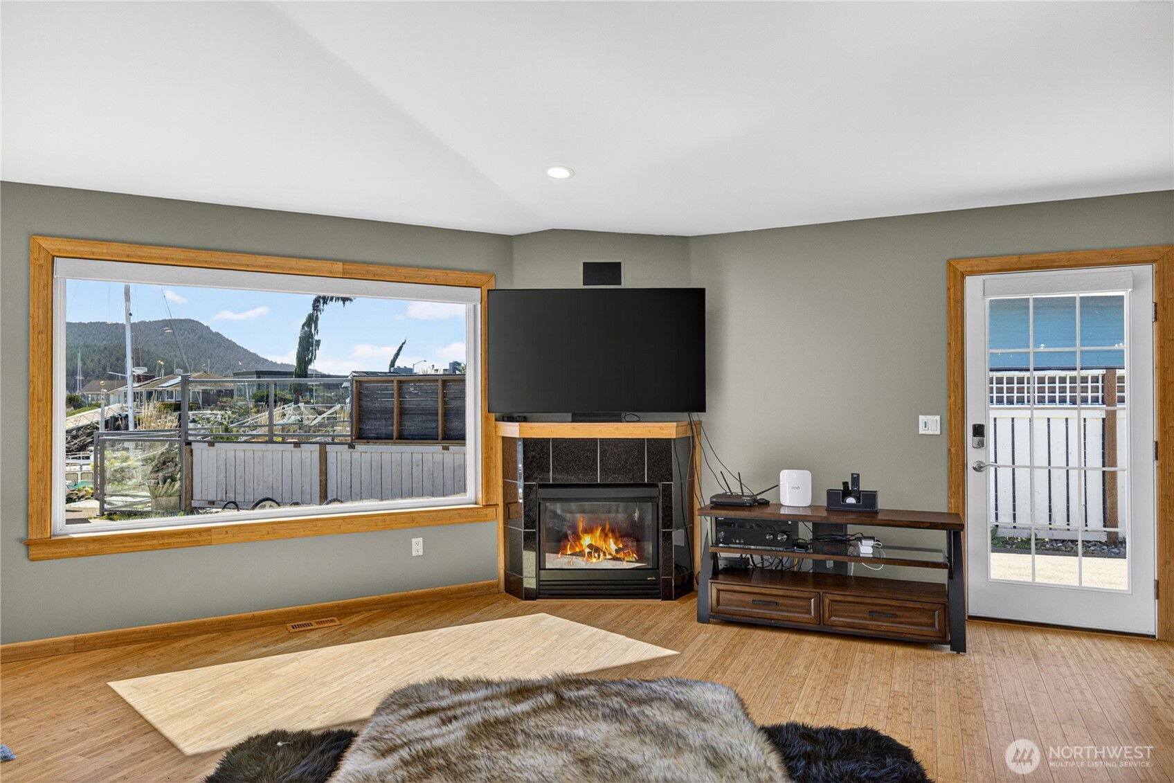 5309 Doon Way , Anacortes, WA 98221-2913