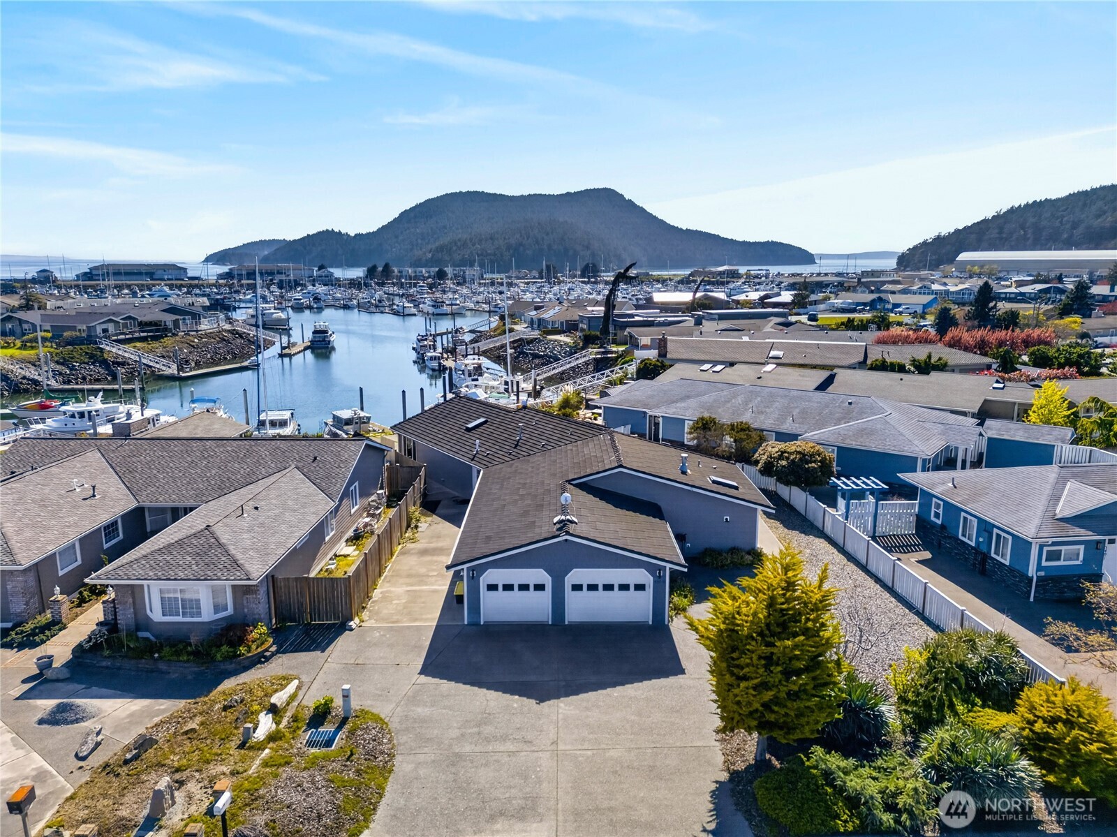 5309 Doon Way , Anacortes, WA 98221-2913