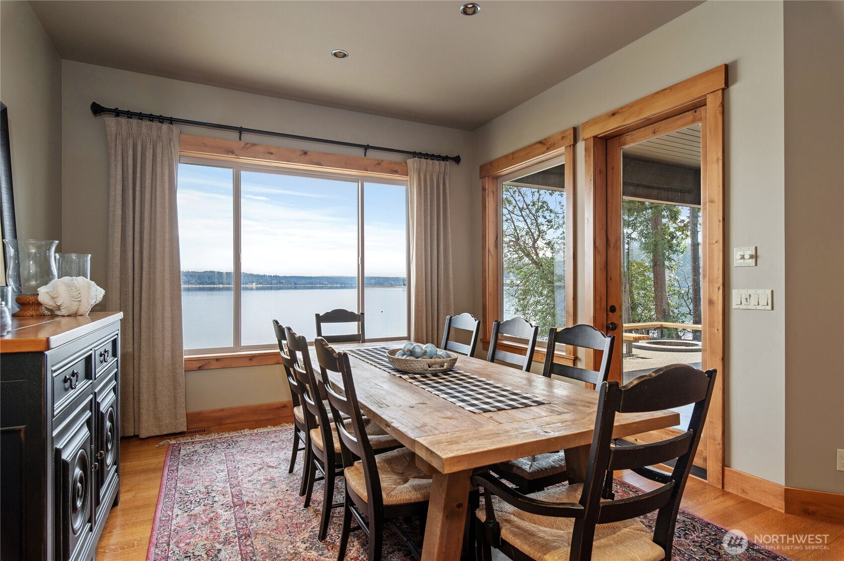 630 E Treasure Island Drive , Allyn, WA 98524