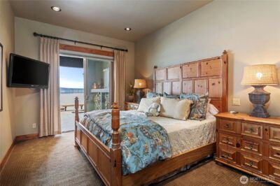 630 E Treasure Island Drive , Allyn, WA 98524 - Photo 32