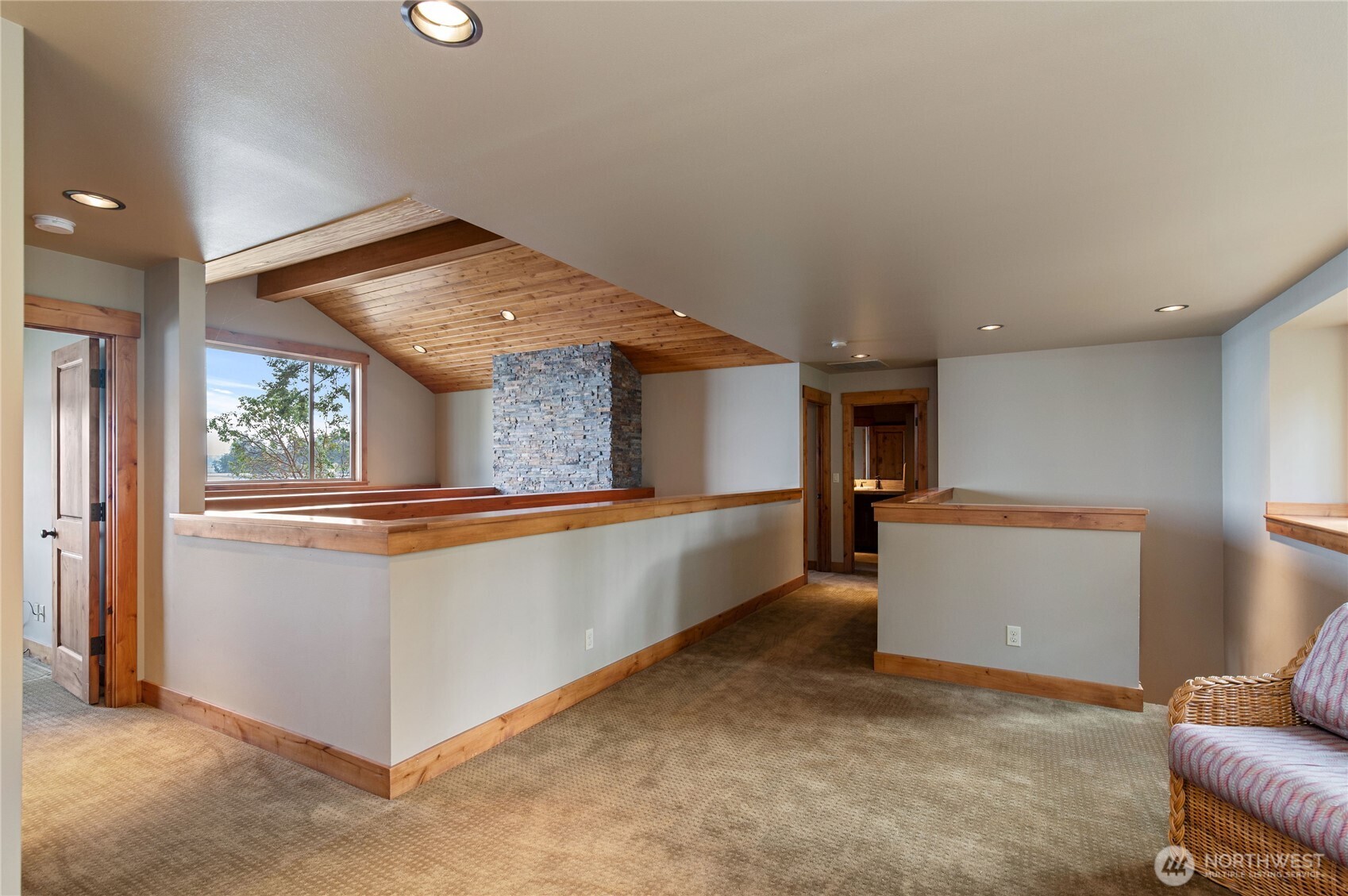 630 E Treasure Island Drive , Allyn, WA 98524