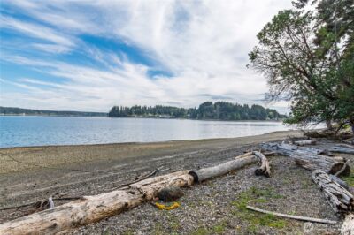 630 E Treasure Island Drive , Allyn, WA 98524 - Photo 5