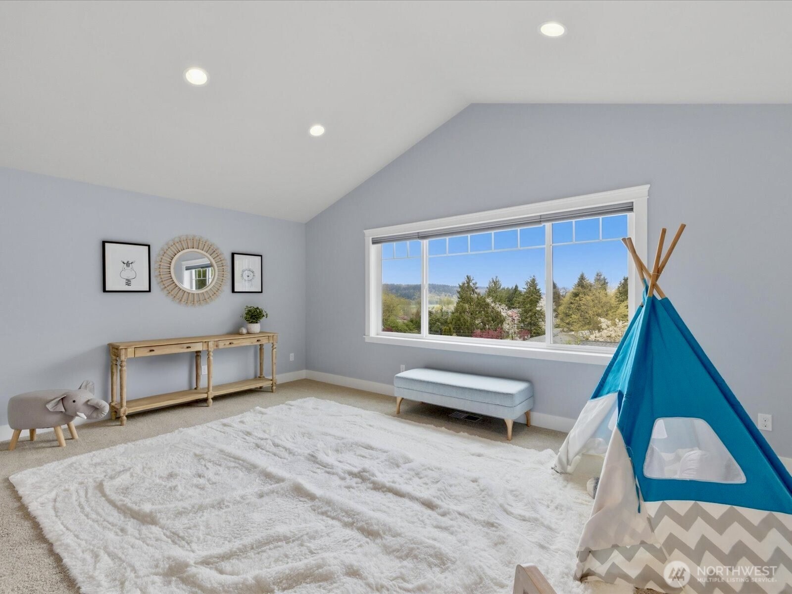 26620 NE Valley Street , Duvall, WA 98019