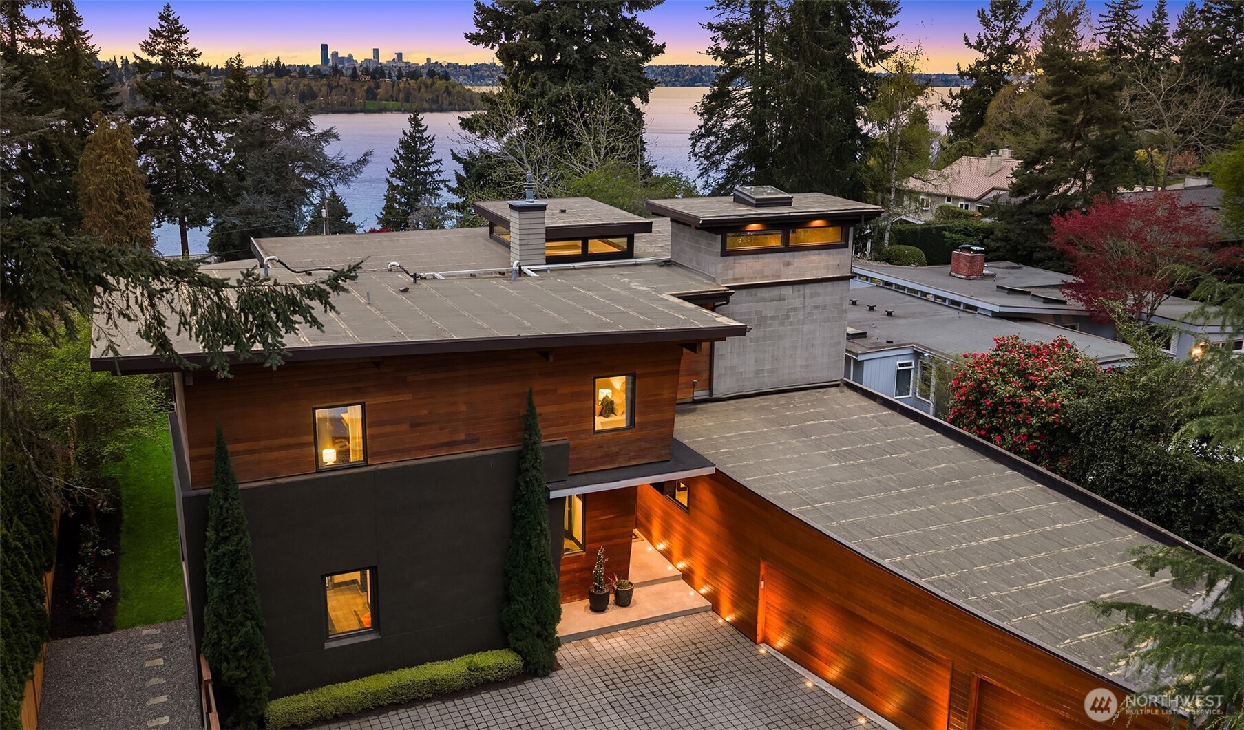 10314 SE 25th Street , Bellevue, WA 98004