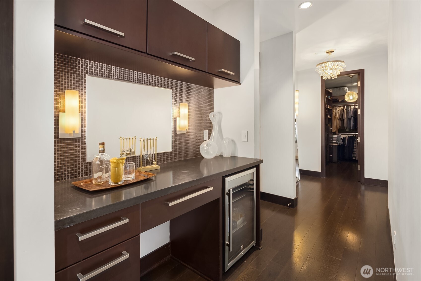 10314 SE 25th Street , Bellevue, WA 98004