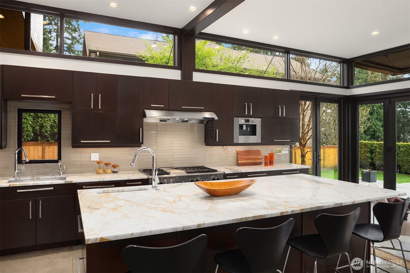10314 SE 25th Street , Bellevue, WA 98004