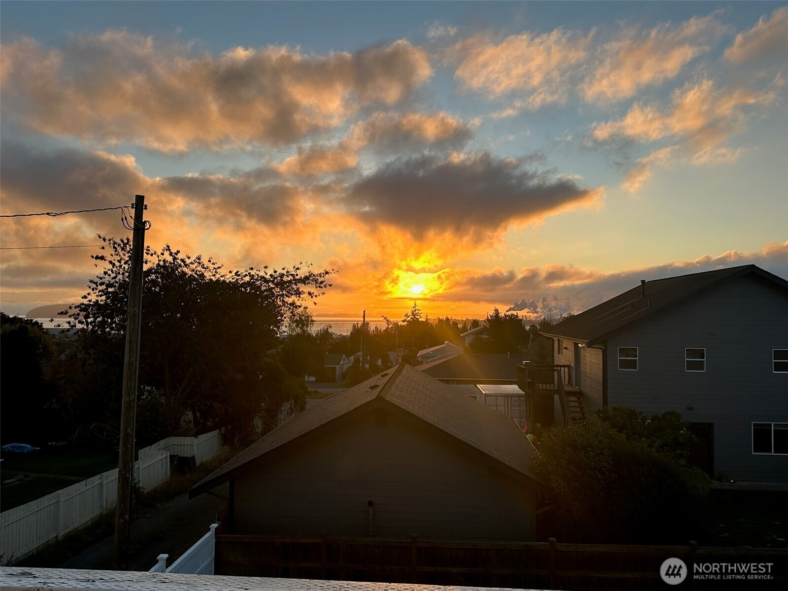 2913 K Avenue , Anacortes, WA 98221