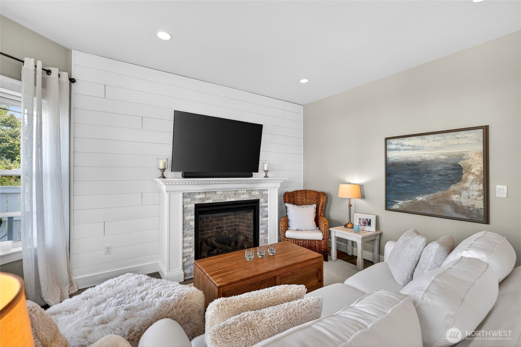 2913 K Avenue , Anacortes, WA 98221