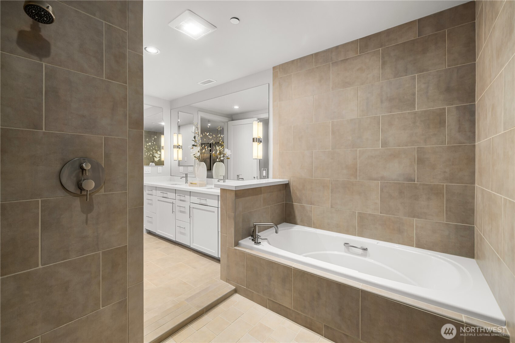 4323 E Lake Sammamish Parkway SE #4323, Issaquah, WA 98029