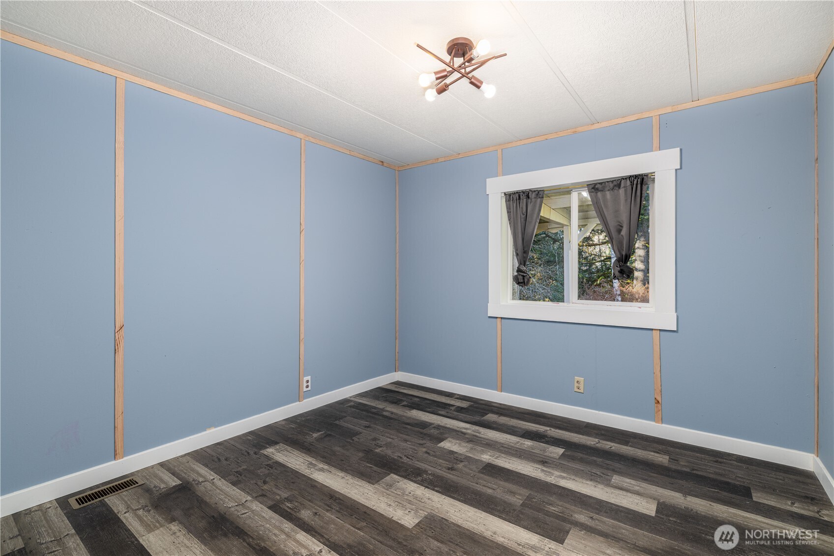 24 W Tipi Court , Elma, WA 98541