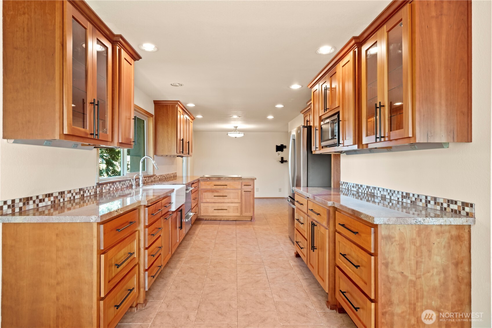 132 N 132nd Street #402, Seattle, WA 98133