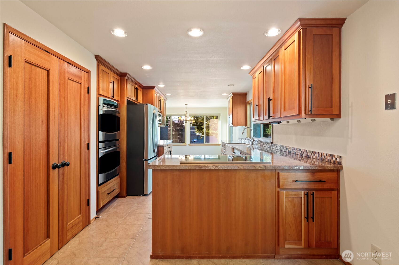 132 N 132nd Street #402, Seattle, WA 98133