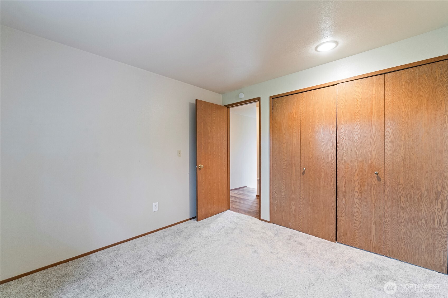 9614 175th Street Court East , Puyallup, WA 98375