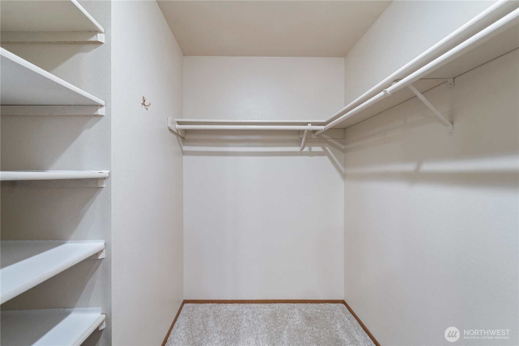 9614 175th Street Court East , Puyallup, WA 98375