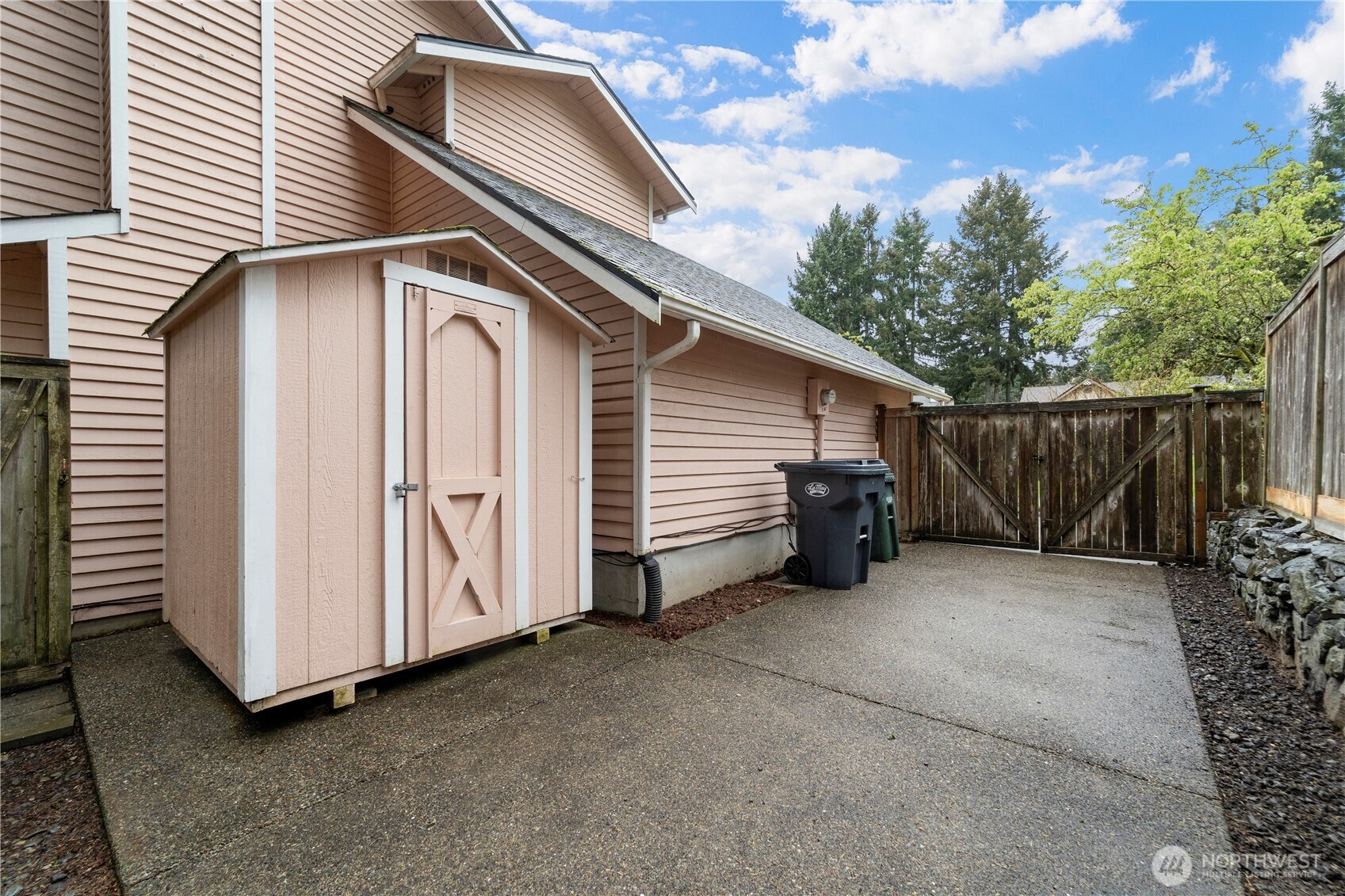 9614 175th Street Court East , Puyallup, WA 98375