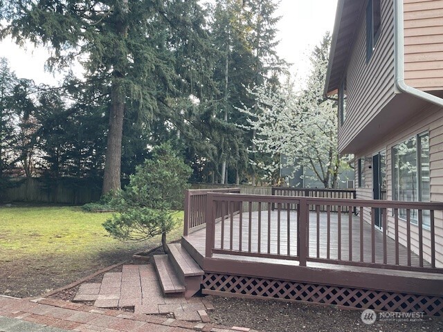 9614 175th Street Court East , Puyallup, WA 98375