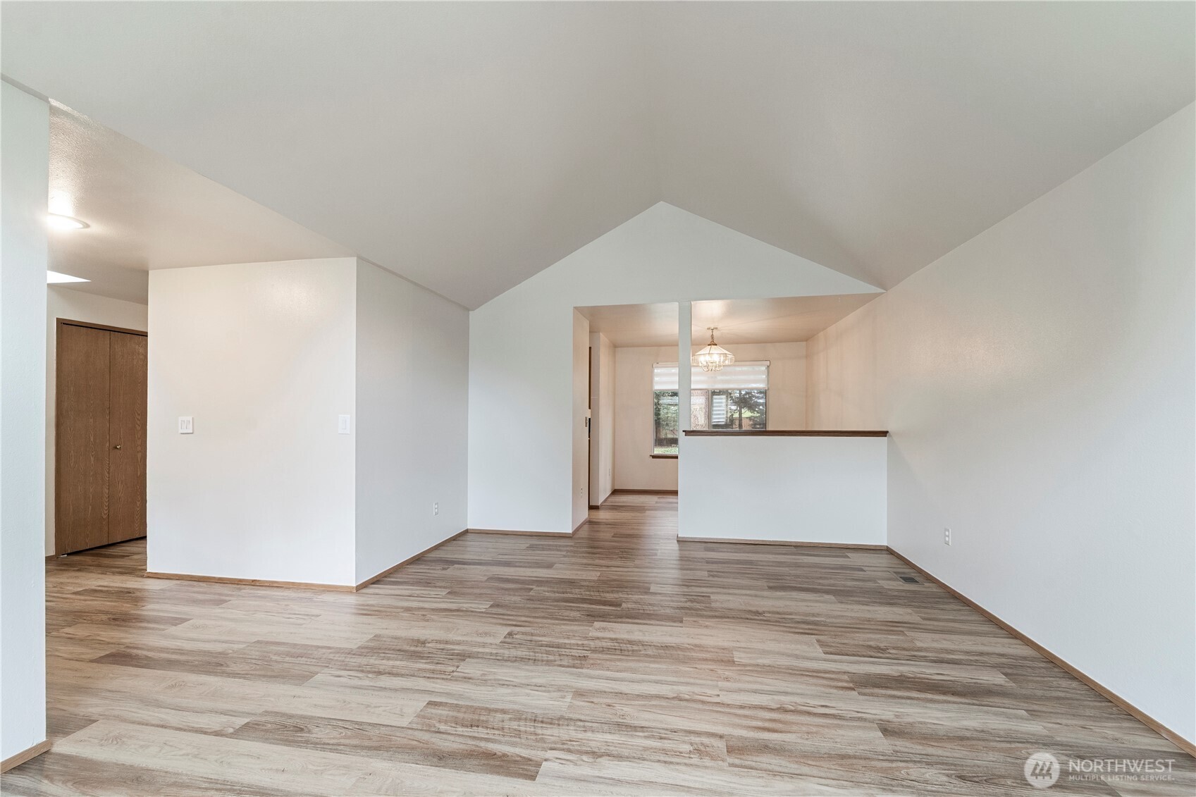 9614 175th Street Court East , Puyallup, WA 98375