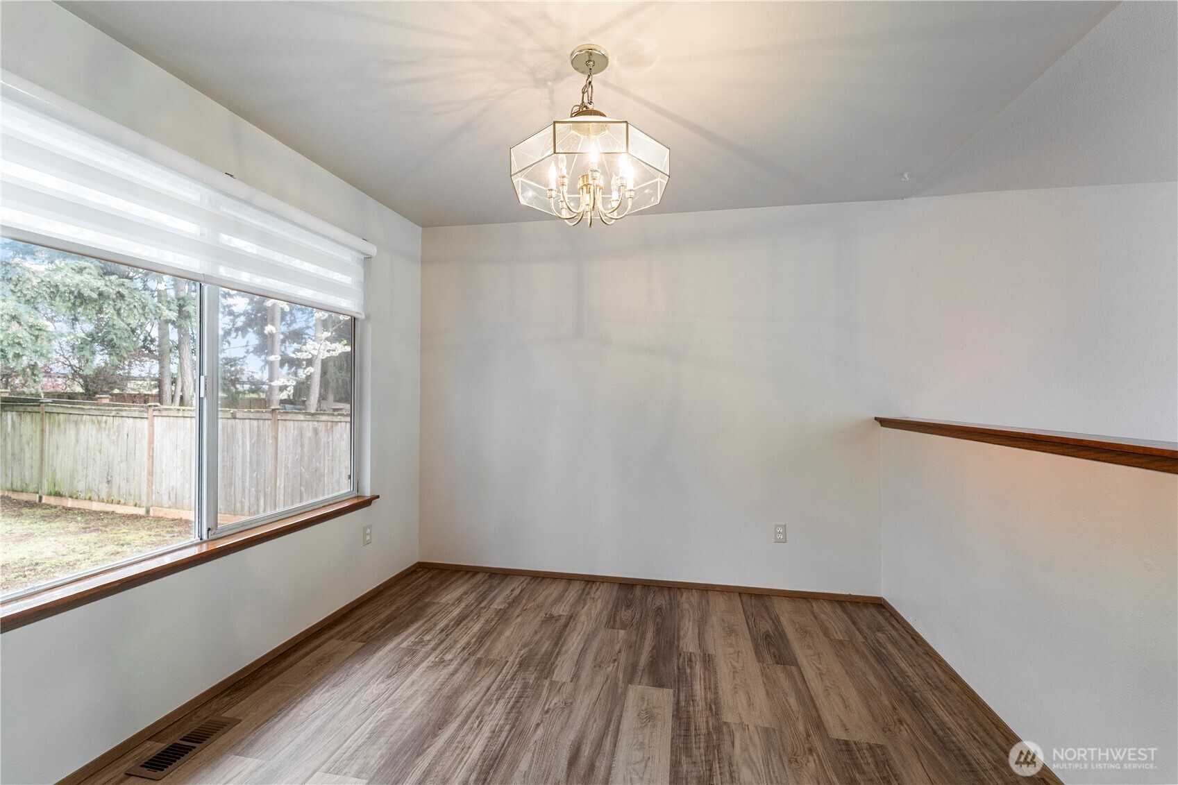 9614 175th Street Court East , Puyallup, WA 98375